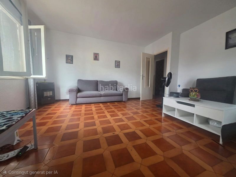 Foto f2ee0a26-3048-4f5a-befd-806b12d1a667. Pis a Santa Bàrbara