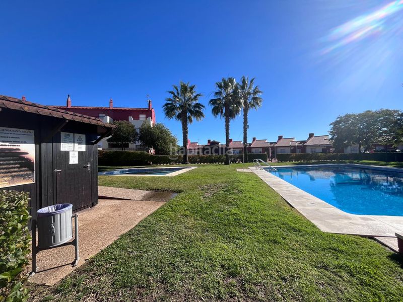 Foto 151400f8-31ca-4a5f-ac67-8a623ae716e8. Casa adossada amb aparcament piscina a Ayamonte ciudad Ayamonte