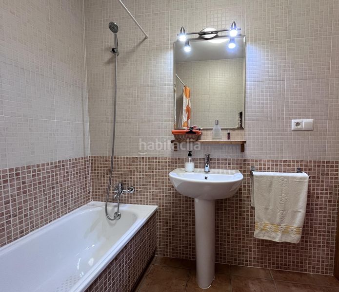Foto 806ddc0e-17c9-40f5-ab34-8f5a868a5c24. Casa adossada amb aparcament piscina a Ayamonte ciudad Ayamonte