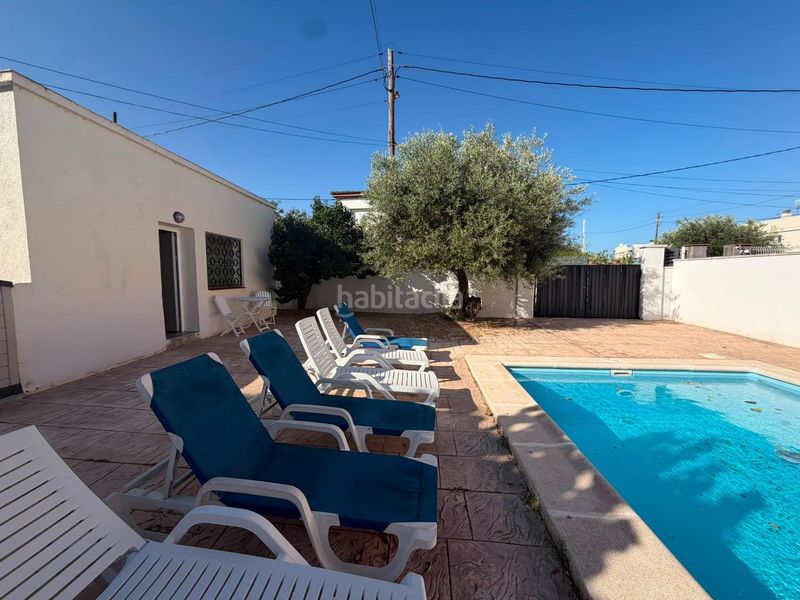 Foto a500291f-902c-43d2-a7de-6bb0e1eb31ff. Xalet amb calefacció aparcament piscina a Ampolla (L´)
