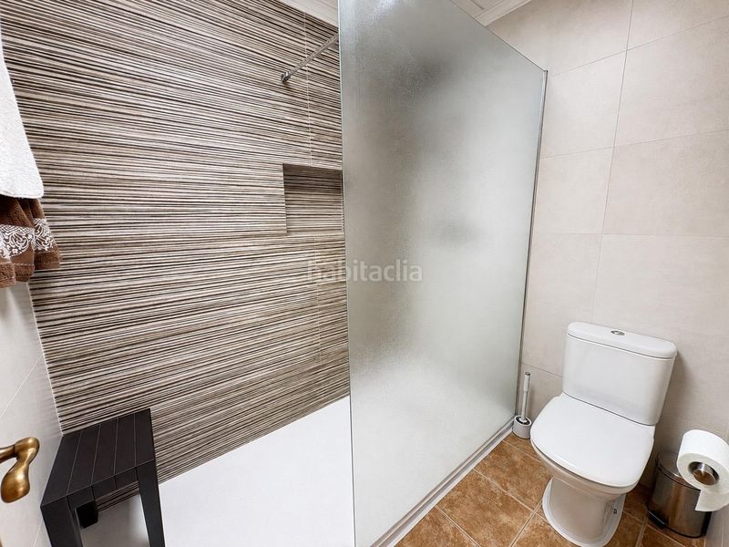 Foto cc2270c6-6de2-493a-aa1a-b3549e228f96. Casa adossada amb calefacció aparcament a Benejúzar