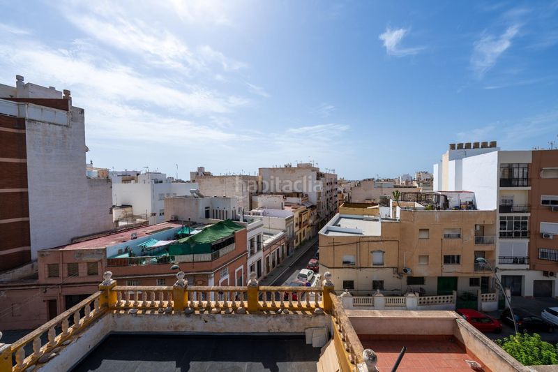 Foto 12a342d5-fe3e-4096-aedd-b7d2c487cdaf. Casa amb aparcament a Esperanza - Quemadero Almería