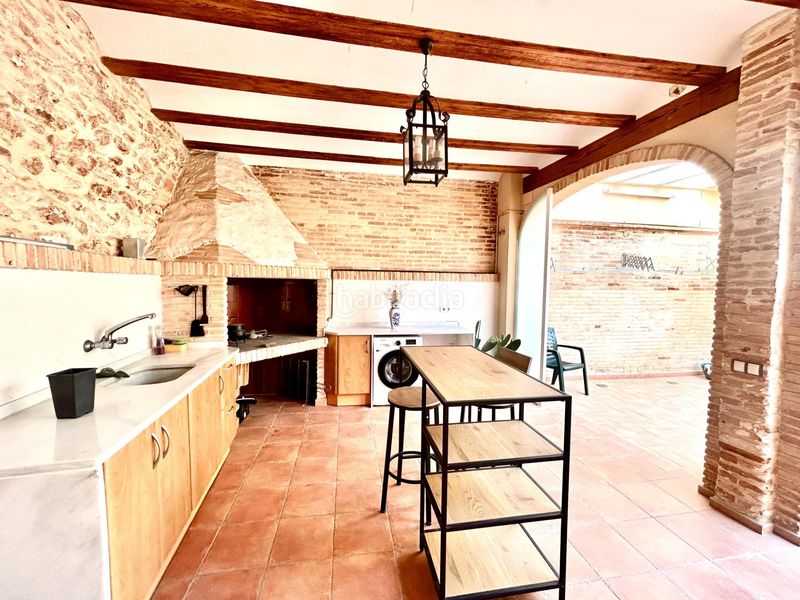 Foto edf1ce59-b852-46f0-9b36-06242486c334. Lloguer casa amb calefacció a Rafelbunyol
