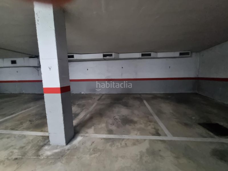Foto 95d2c2a8-f2f0-4b9c-808c-9bc850584126. Aparcament cotxe a Centre Reus