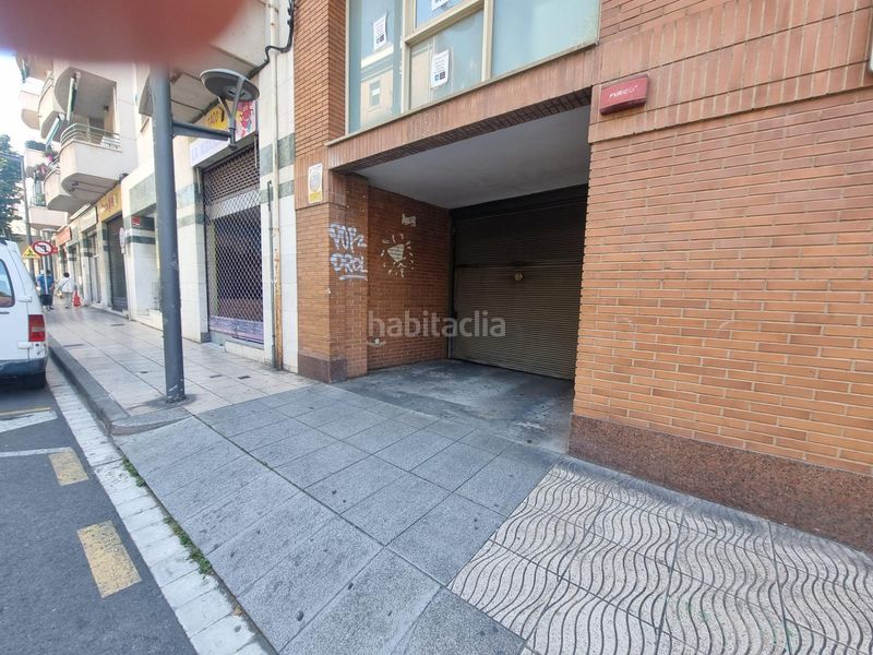 Foto ec7bf8a8-a59f-4a28-9c4c-656d0d08c780. Aparcament cotxe a Centre Reus