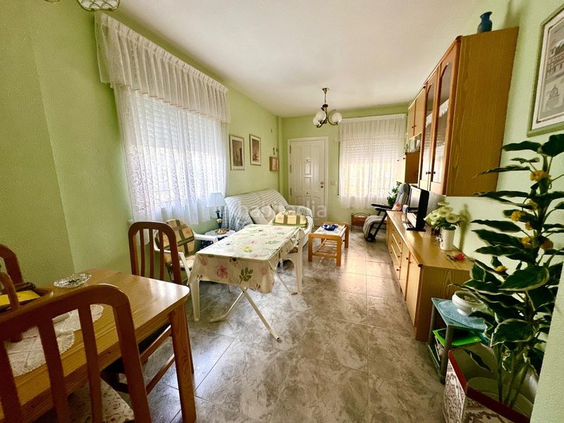 Foto a640db0b-49c5-48fd-b44a-5740a646200c. Casa amb aparcament a Centro Alcázares (Los)