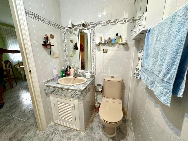 Foto e08f5ff3-1767-4918-8b00-50140644a38c. Casa amb aparcament a Centro Alcázares (Los)