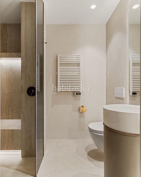 Foto 206a3b24-9681-48f0-9458-e23fb87fad81. Dúplex amb calefacció aparcament piscina a Guadalmansa Estepona