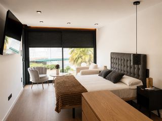 Lloguer Casa adossada  Urbanizacion calas blancas. Chalet adosado completamente reformado con piscina privada y sol