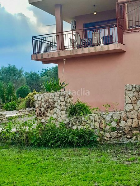 Foto 8064d719-4b5b-4be8-bfec-12ad65f4c219. Casa amb aparcament piscina a Valls