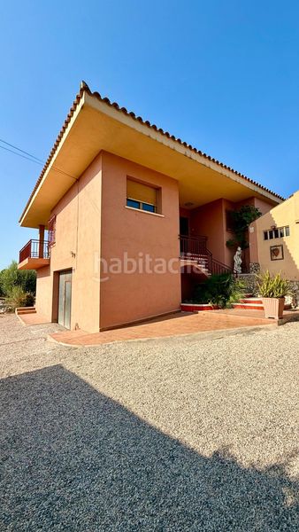 Foto bff8cf3f-9fff-4ed3-bcfa-53bc9b9a7470. Casa amb aparcament piscina a Valls