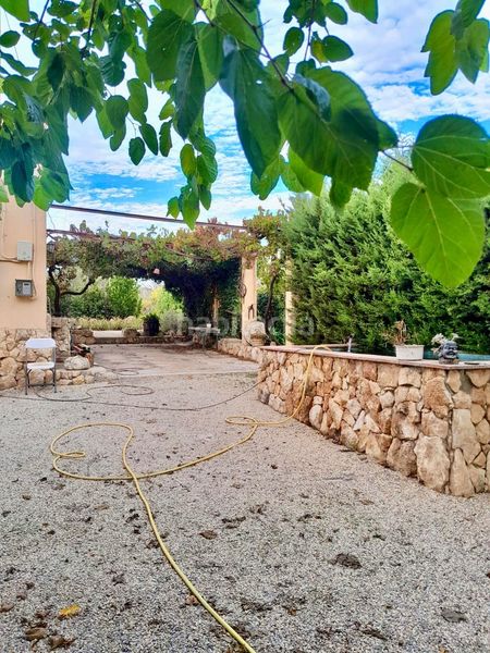 Foto c700b3c1-ff9d-4038-90db-10701a94a206. Casa amb aparcament piscina a Valls