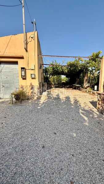 Foto caca6619-dc1c-4990-80a6-27b2766306f6. Casa amb aparcament piscina a Valls