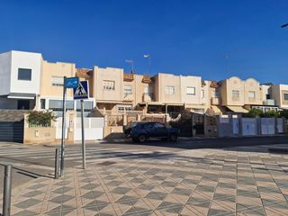 Maison jumelée à FCO GOYOAGA (R)