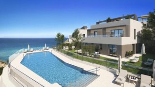 Casa a Lagos. Vivienda pareada con espectaculares vistas al mar en la costa de