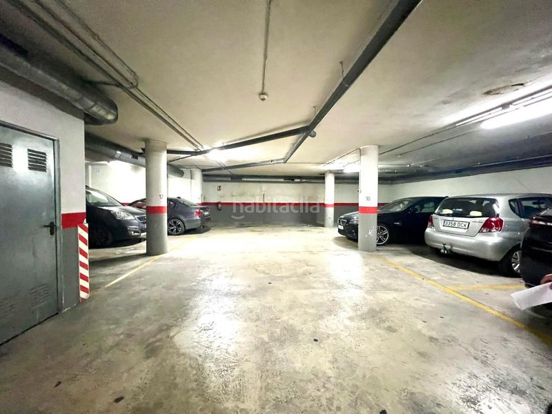 Foto aedfad45-193d-40d6-91b3-d1010eda13b2. Aparcament cotxe a Casc Antic Amposta
