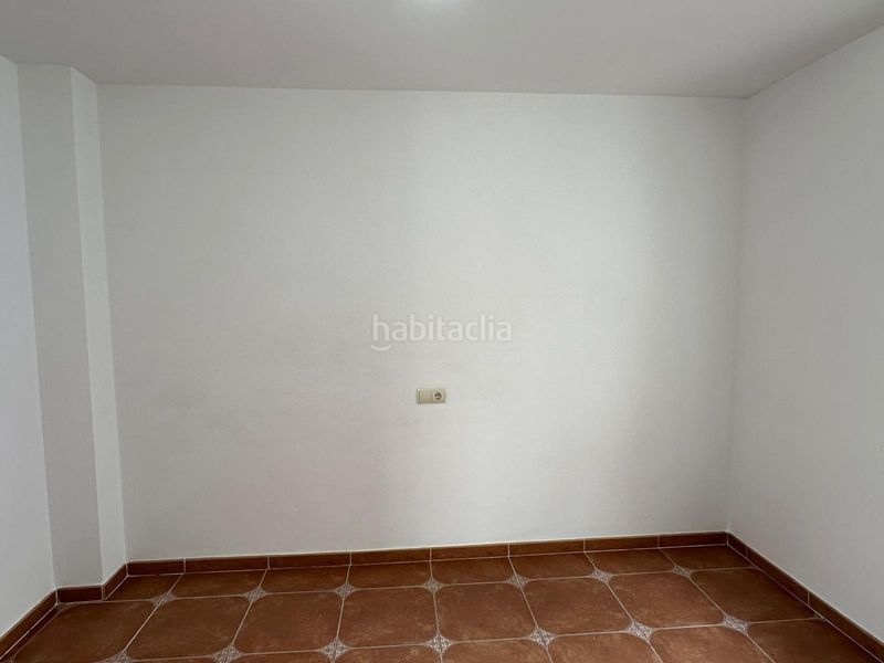 Foto 5ed15909-100c-4ca6-b9eb-6d1860f0742f. Pis amb aparcament a Barrio de la Vega Monachil