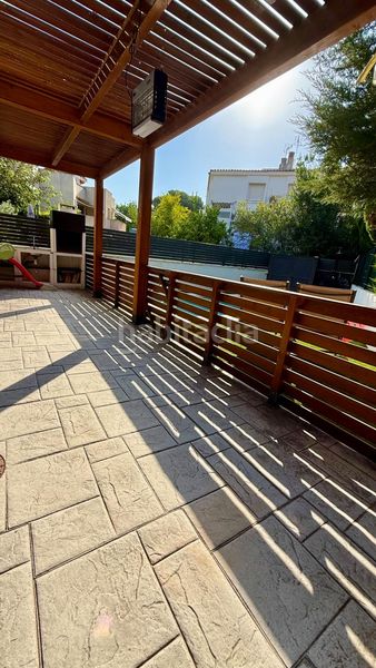 Foto 459a1568-f920-4bf6-b530-afc7630de7d9. Casa aparellada amb calefacció piscina a Altafulla