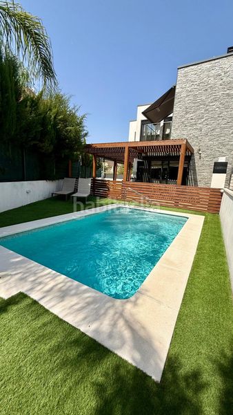 Foto afac55e9-1e3d-41fe-abc0-c5963a155c05. Casa aparellada amb calefacció piscina a Altafulla