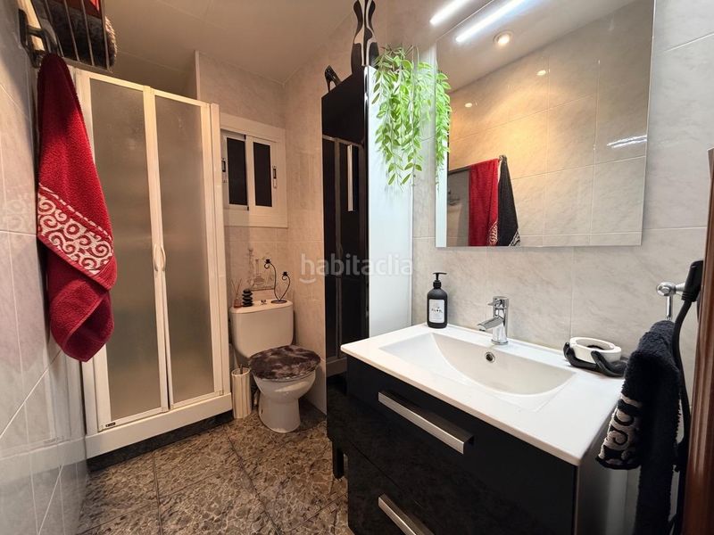 Foto 58a13ce0-7f8a-4e7d-ac4d-8c1f941bf8a7. Piso  impecable de 2 habitaciones con balcón en Badalona