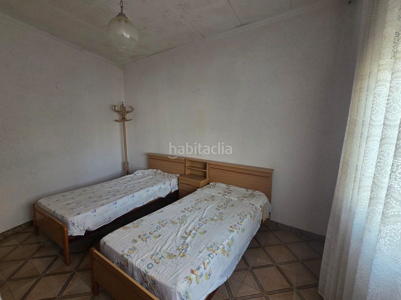 Foto 61dfb328-fea9-43c9-b8f4-43f047bf1a2a. Casa amb aparcament a Freginals