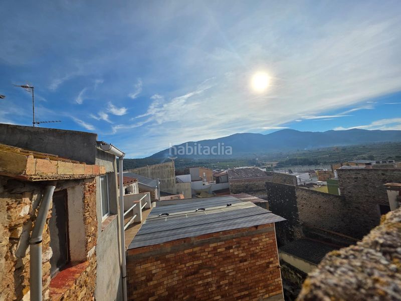 Foto b812e48f-5e6d-4d1d-be35-ca9e078f81ed. Casa amb aparcament a Freginals