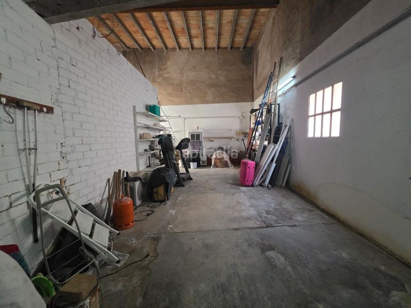 Foto f54bb153-4ac8-44cc-8313-518a0a0a61a0. Casa amb aparcament a Freginals