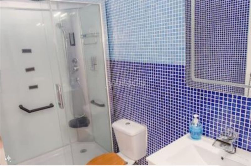 Foto f6d1d560-890a-4650-bc4b-ee532c9837b7. Casa amb aparcament piscina a Llevant Reus