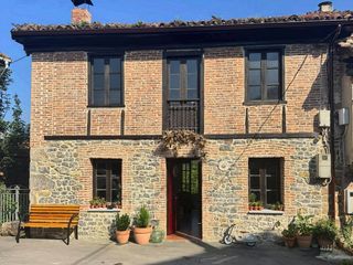 Maison à Lugar 33986 10. Casona de piedra restaurada en grandiella laviana, con terraza,