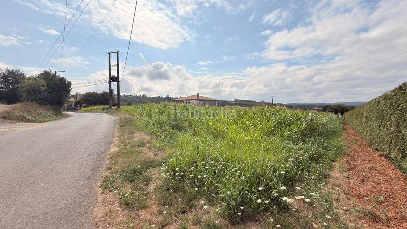 Foto 6d4b6b21-2d67-4d25-99e2-1f81c03ef58e. Terreno residencial solar edificable en Parroquias de Santiago Santiago de Compostela