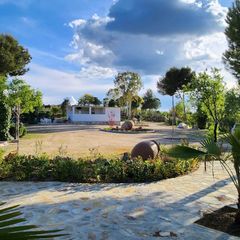 Masia  Vía 45004. Inmueble  explotación turística  potencial de crecimiento junto