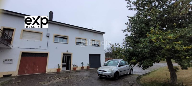 Foto 11c55134-1531-4879-a960-39ed70c604f5. Piso amplio apartamento con gran terraza, garaje y finca privada junto al río xunco sargadelos lugo en Cervo