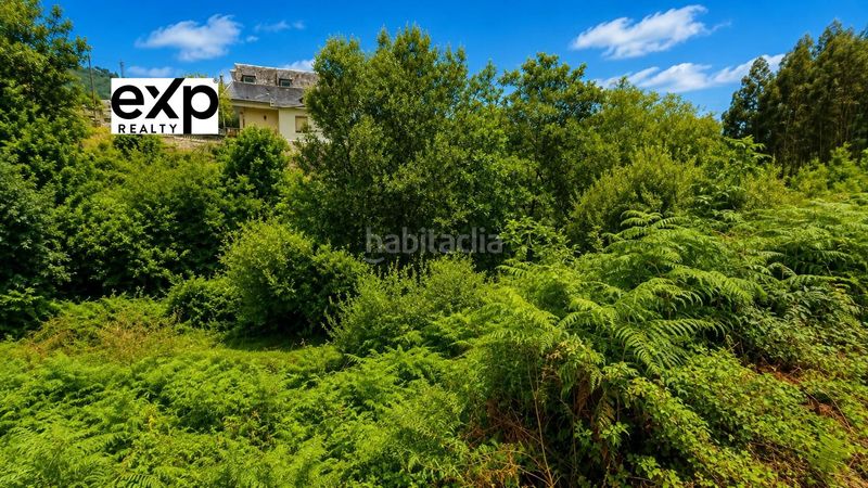 Foto 3e39b2ba-8ad1-4bfd-9ab1-1d699ec08816. Piso amplio apartamento con gran terraza, garaje y finca privada junto al río xunco sargadelos lugo en Cervo