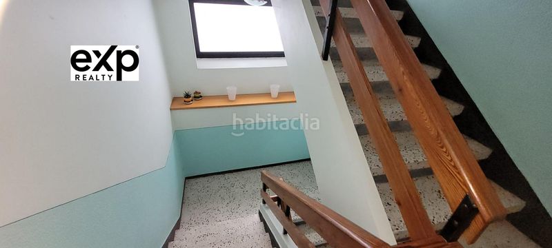 Foto 4c62ee04-c70e-4f29-a229-b7d22264609e. Piso amplio apartamento con gran terraza, garaje y finca privada junto al río xunco sargadelos lugo en Cervo