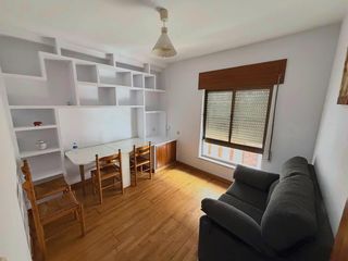 Pis a Avenida constitucion 94. Oportunidad en cistierna piso de 3 habitaciones por solo 45.000