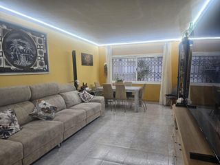 Appartement  Calle estribor 3. Magnifica vivienda en zona serramar !!
