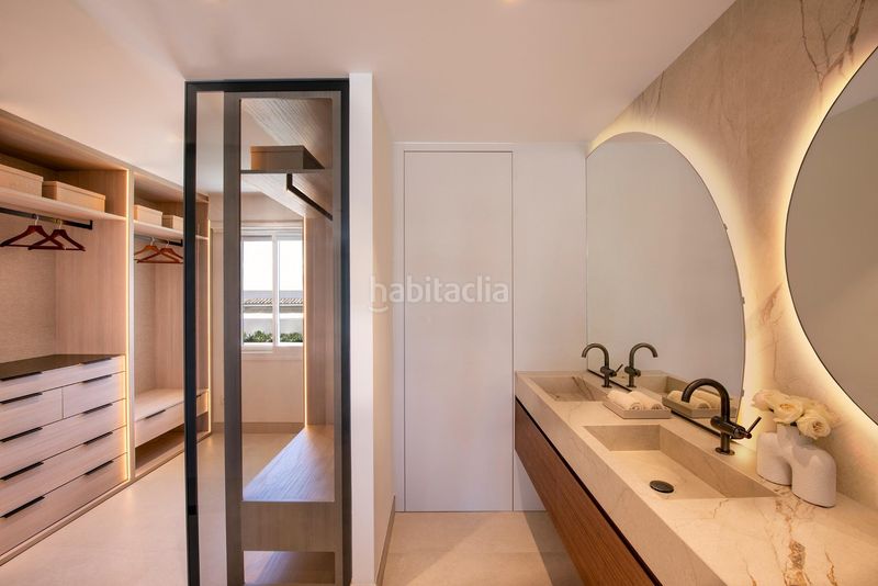 Foto ea8b3625-e4a6-45ce-b997-fbaa4909727c. Àtic amb calefacció aparcament piscina a El Velerín Estepona