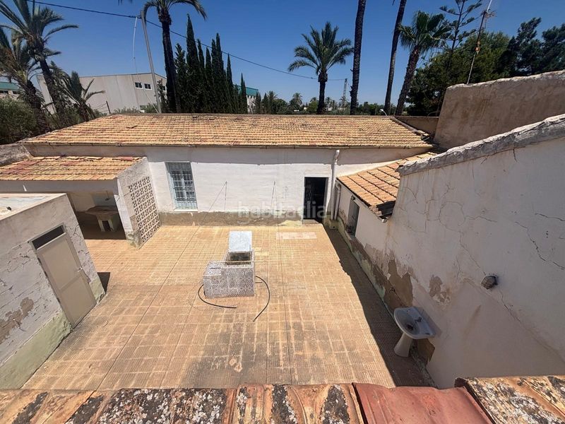 Foto 2edec99c-2e77-4037-ac56-0867266aa394. Casa amb aparcament a La Portalada Elche / Elx
