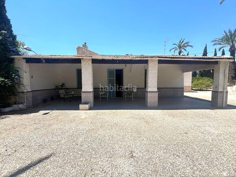 Foto 8a4e5522-df6b-48b5-8e3e-2efdd2ea3034. Casa amb aparcament a La Portalada Elche / Elx