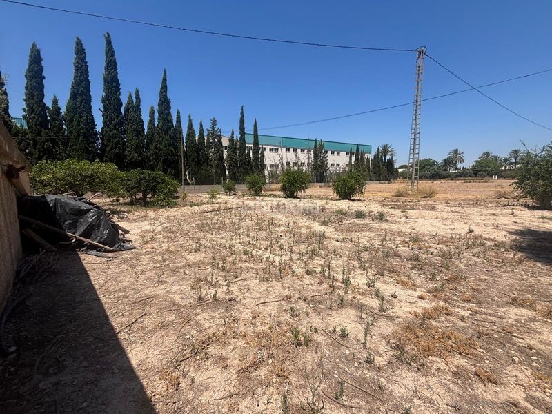 Foto a077117c-7fce-4a39-b825-1721d99dca38. Casa amb aparcament a La Portalada Elche / Elx
