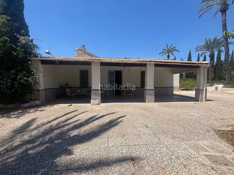 Foto b9ba41f2-c820-4d76-ba5f-4a1a6580c6d1. Casa amb aparcament a La Portalada Elche / Elx