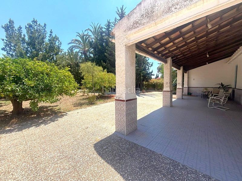 Foto bec9fa70-11ef-4079-9d48-cbe0cff7f240. Casa amb aparcament a La Portalada Elche / Elx