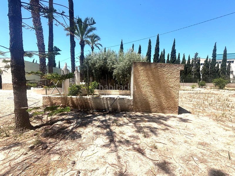 Foto d6fe52d1-1e7d-4a64-b02a-93070017d966. Casa amb aparcament a La Portalada Elche / Elx