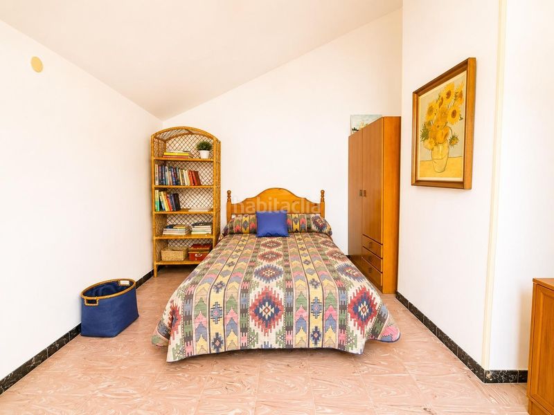 Foto ee145595-5074-4674-b798-eb169df02eb3. Casa amb aparcament a La Portalada Elche / Elx