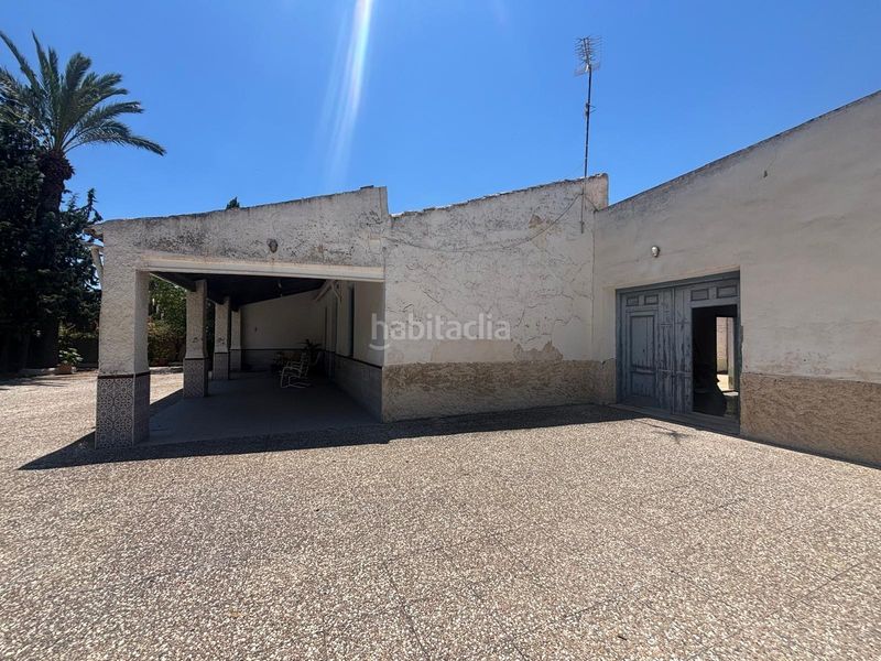 Foto fd6f5974-4cb1-4ed9-a19a-1f41d63c1d16. Casa amb aparcament a La Portalada Elche / Elx