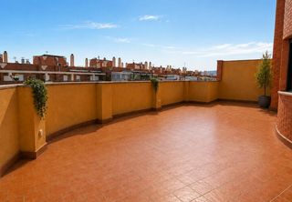 Penthouse in San Luis. Atico tipo loft con gran terraza en manuel azaña  mucha luz y po