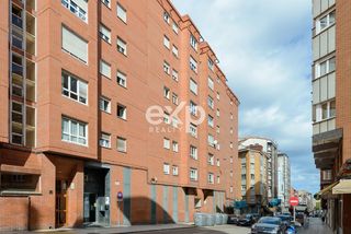 Pis  Hermanos felgueroso 76. Piso para reformar en gijón  3 habitaciones, ascensor y excelent