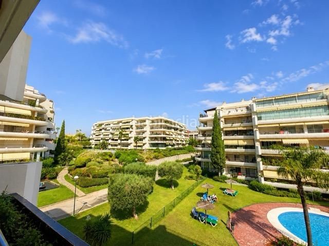 Foto 5d995394-ca6b-431c-94eb-ae925c2961d7. Apartament amb calefacció aparcament piscina a Guadalmina Alta Marbella