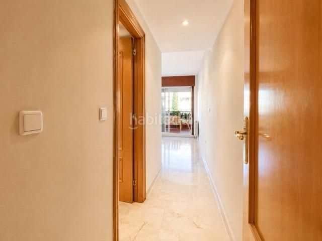 Foto 7f655765-3c9e-45f3-bf8f-51dabcdd1caa. Apartament amb calefacció aparcament piscina a Guadalmina Alta Marbella