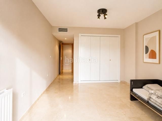 Foto e70e34c0-fe13-4ed9-afeb-a63fb7ddfbad. Apartament amb calefacció aparcament piscina a Guadalmina Alta Marbella